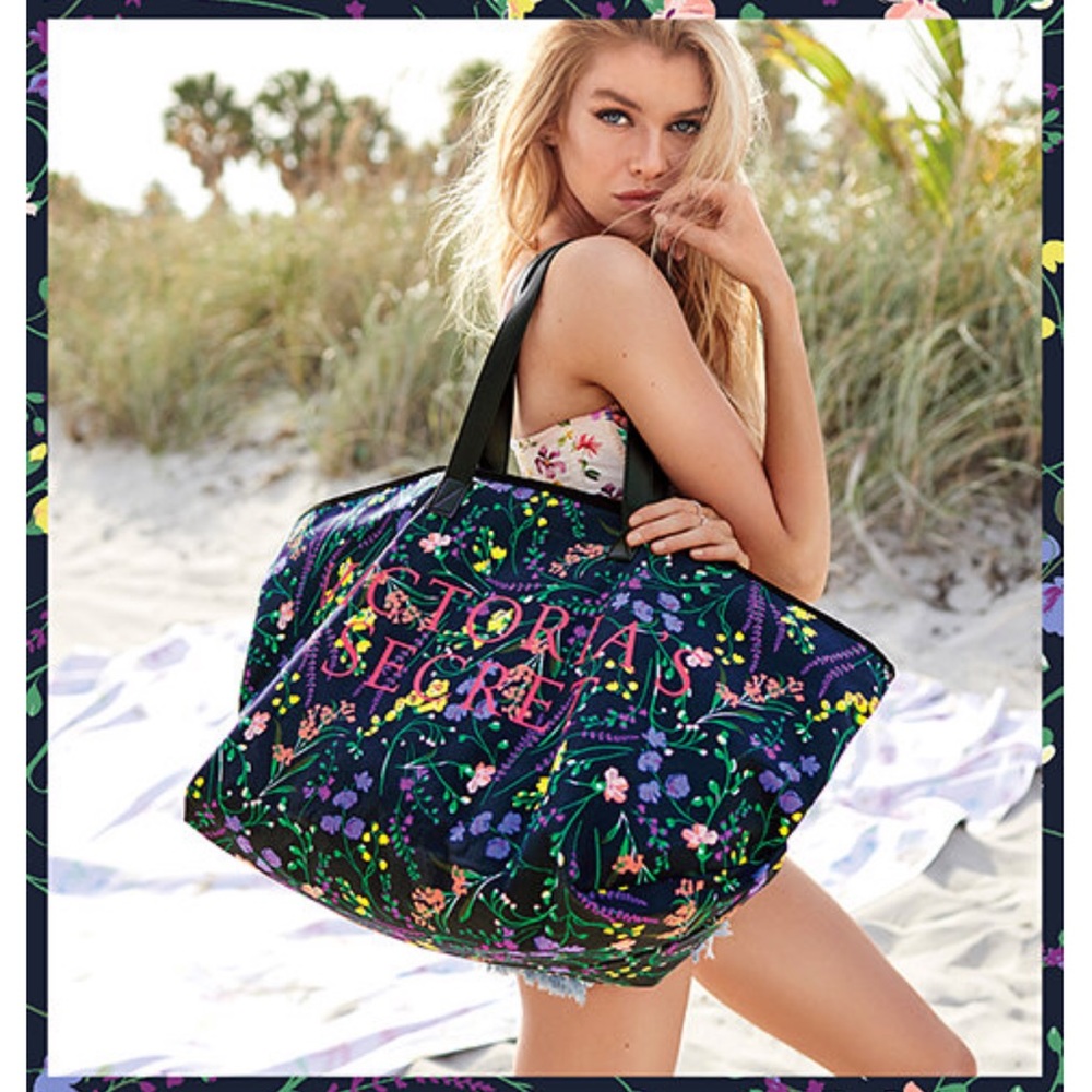 Victoria’s Secret Floral Tote 🌷🌺🌹🌿🌸🌷